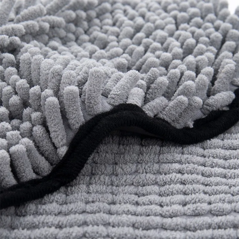 Close-up of the grey chenille microfibre loops